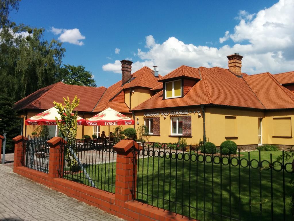 Pensjonat Nad Jeziorem Hotel Myślibórz Екстериор снимка
