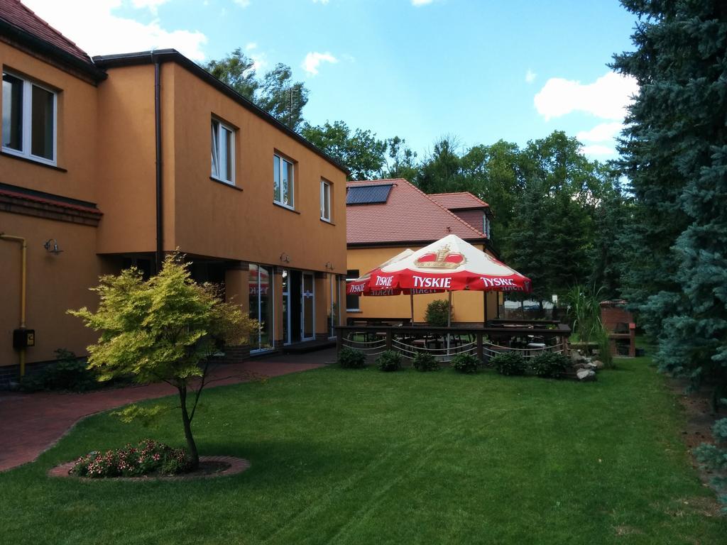 Pensjonat Nad Jeziorem Hotel Myślibórz Екстериор снимка