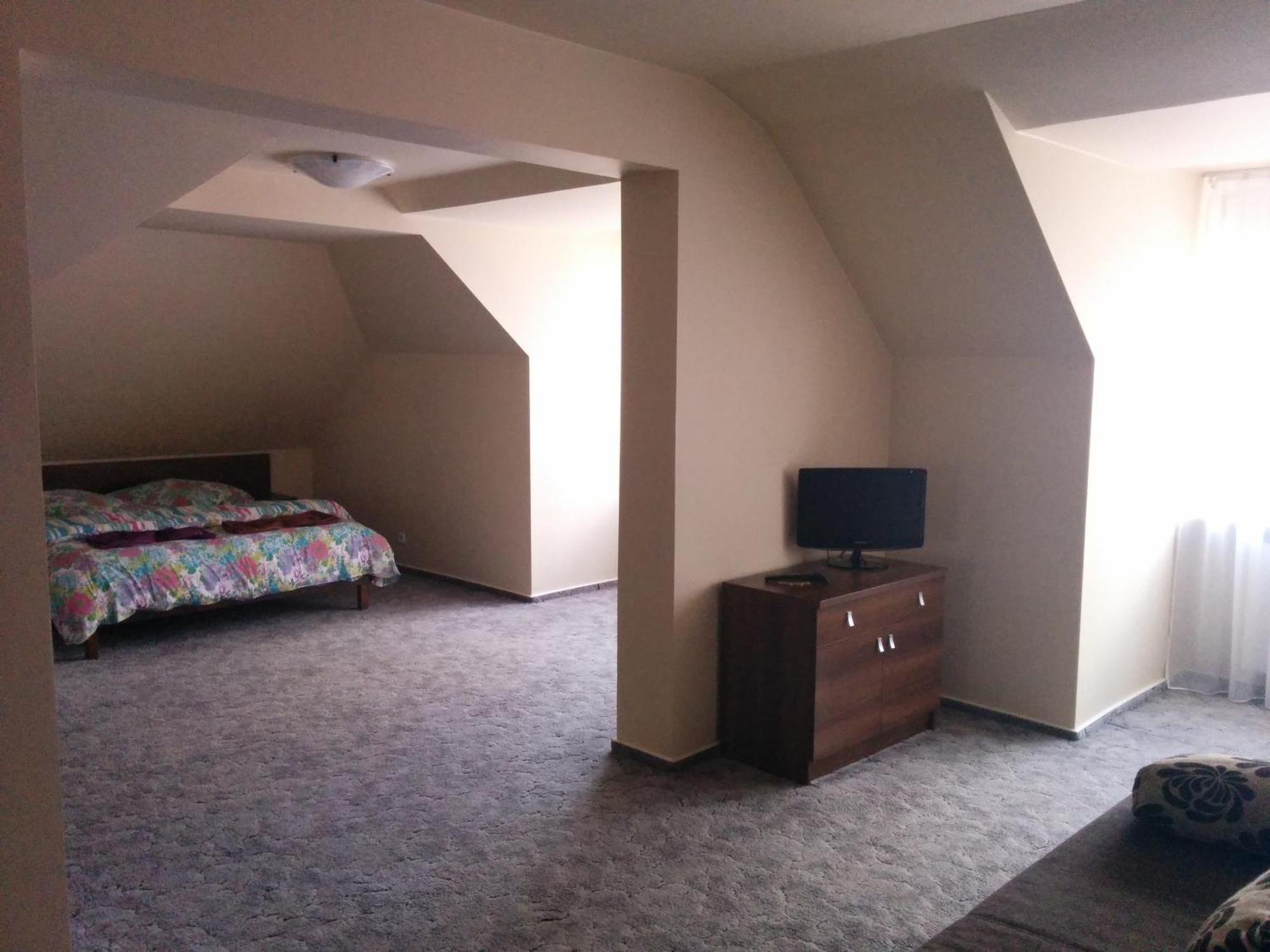 Pensjonat Nad Jeziorem Hotel Myślibórz Стая снимка