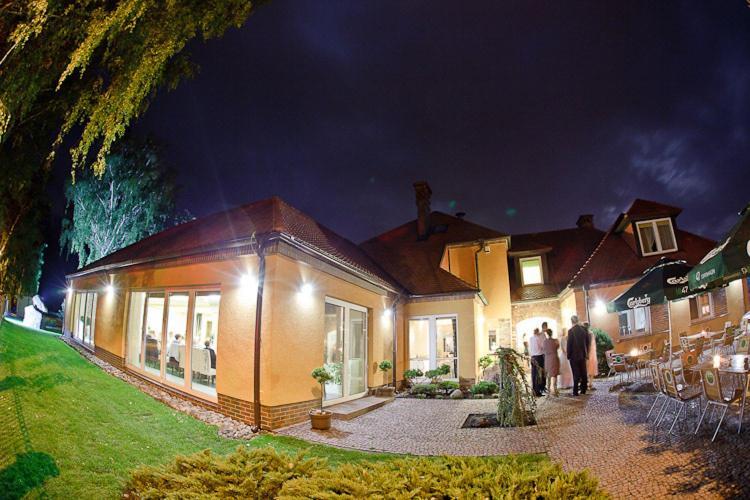 Pensjonat Nad Jeziorem Hotel Myślibórz Екстериор снимка