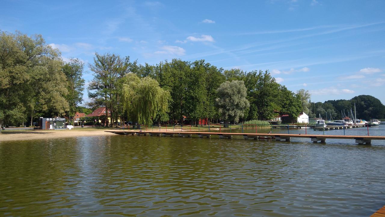 Pensjonat Nad Jeziorem Hotel Myślibórz Екстериор снимка